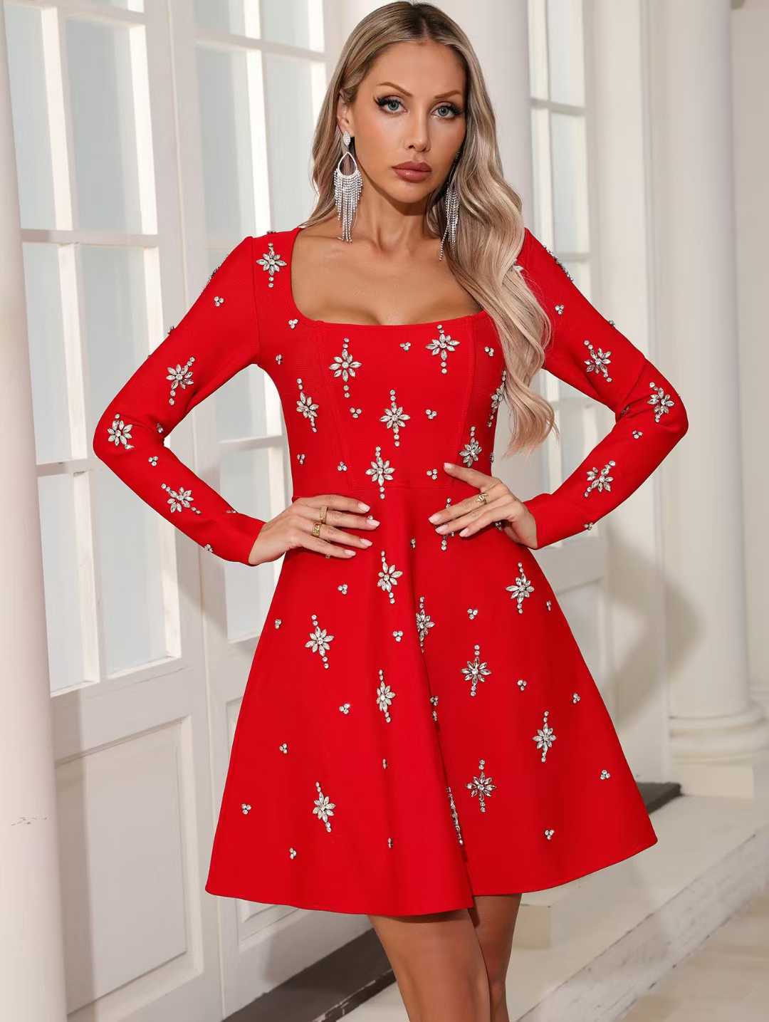 Long sleeve short dress