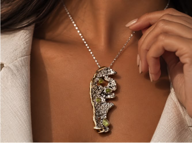 Verdant Relic Silver Pendant