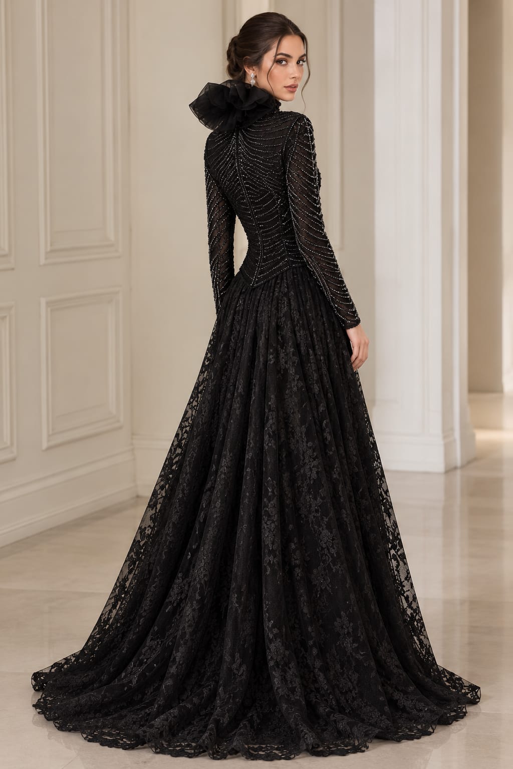 Noir Élan Gown