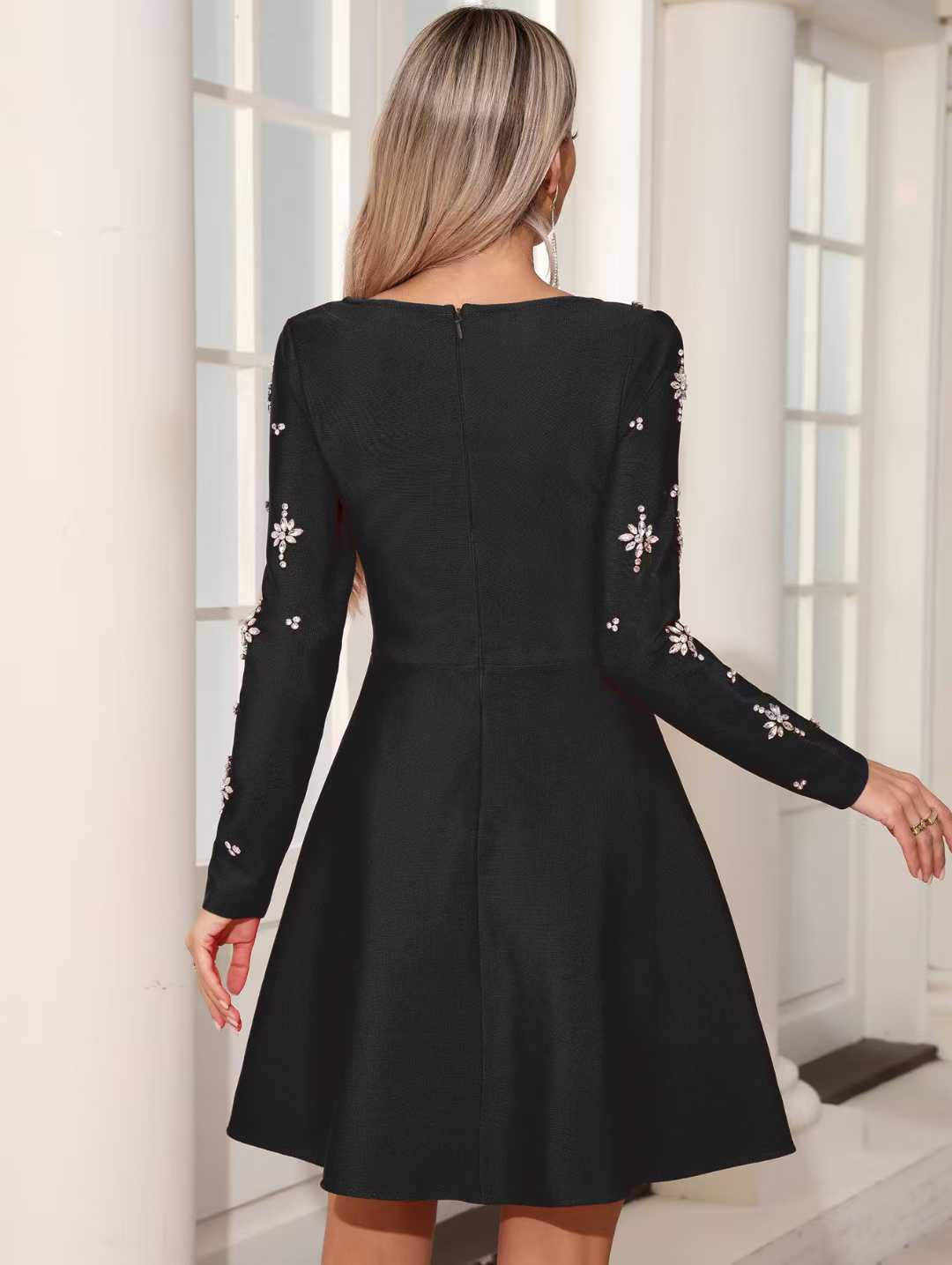 Long sleeve short dress